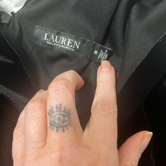 Lauren Ralph Lauren Velvet-Crepe
Sleeveless Jumpsuit 18 Black - Picture 4 of 16